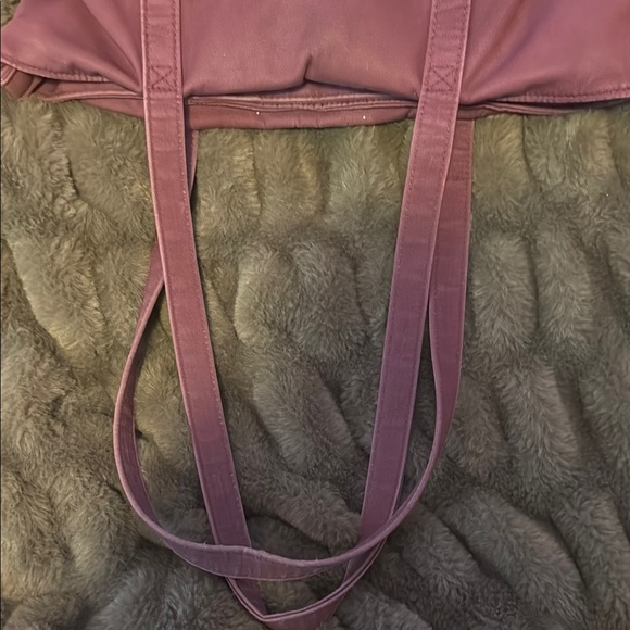 Vera Bradley Purple Everyday Tote Durable and Practical - Picture 3 of 3